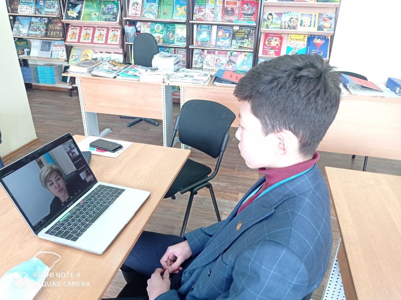 Мектебіміздің 9-сынып оқушысы Мырза Махамбет "Елбасы медалі" жобасы бойынша онлайн-семинарға қатысты